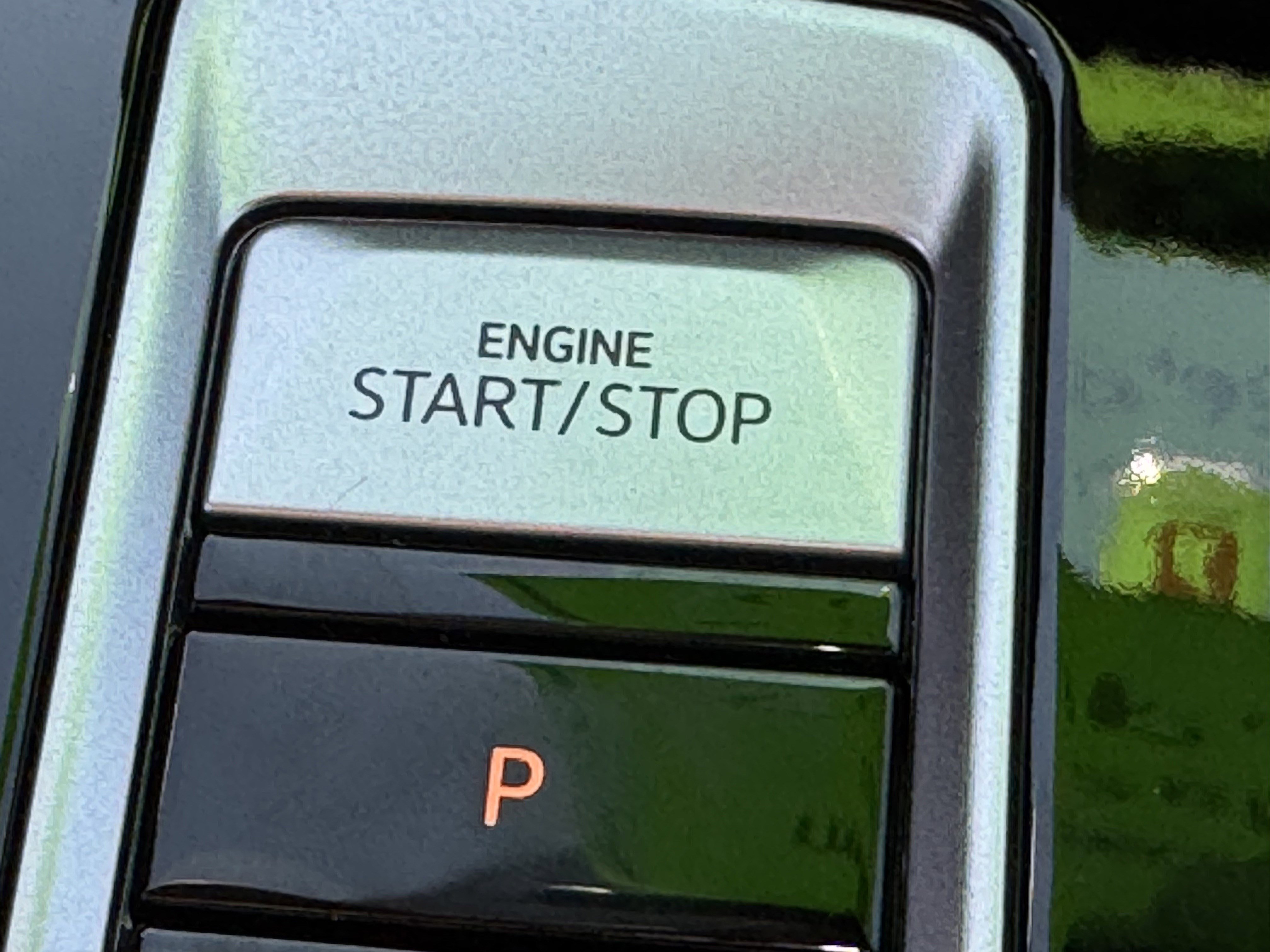 Used 2024 Volkswagen Atlas Peak Edition SE image 25