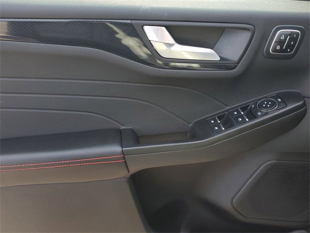 Certified 2023 Ford Escape ST-Line Elite w/ Premium Technology Package image 9