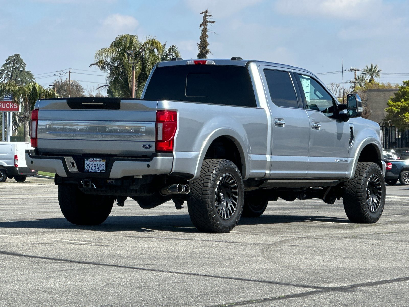 Certified 2022 Ford F250 Platinum w/ Tremor Off-Road Package image 5