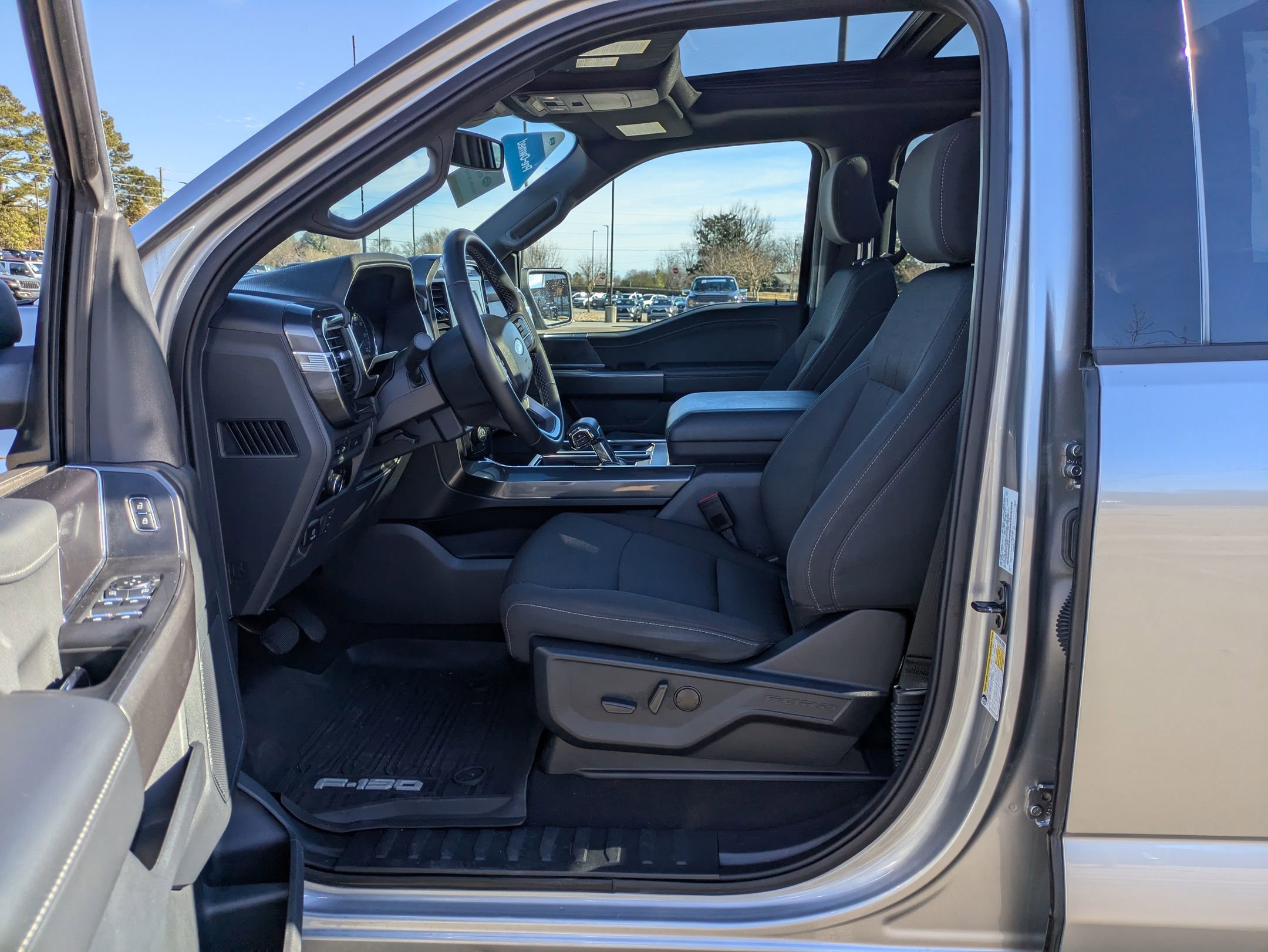 Certified 2023 Ford F150 XLT w/ Equipment Group 302A High image 13