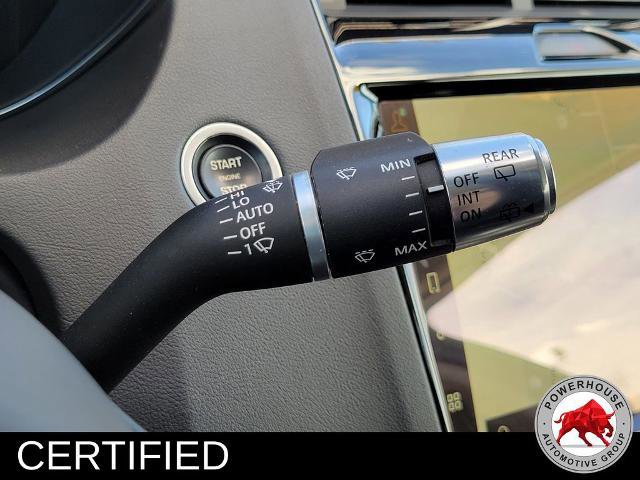 Used 2021 Jaguar E-PACE SE image 34