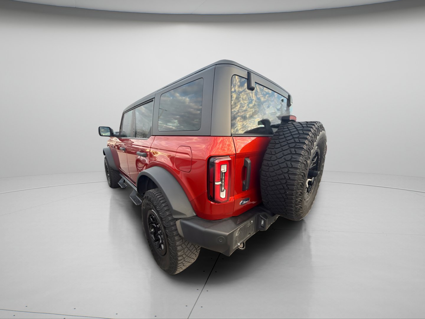 Certified 2022 Ford Bronco Wildtrak AWD/4WD image 11