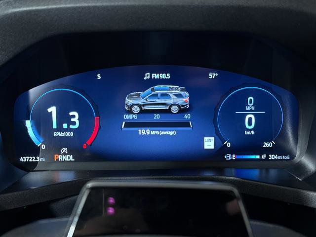 Certified 2025 Ford Explorer ST-Line w/ ST-Line Street Pack image 16