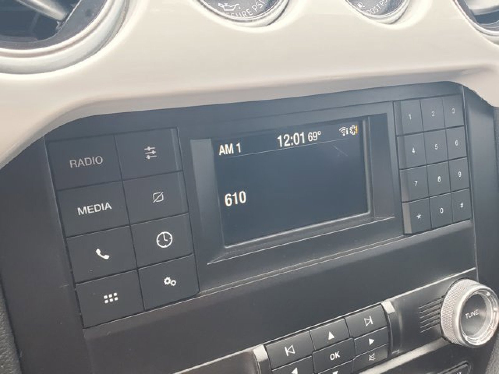 Certified 2019 Ford Mustang Coupe w/ Ecoboost Performance Package RWD image 19