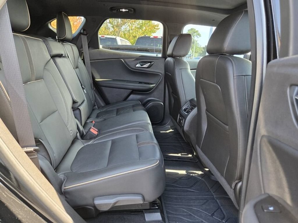 Used 2019 Chevrolet Blazer Premier w/ Sun and Wheels Package FWD image 19