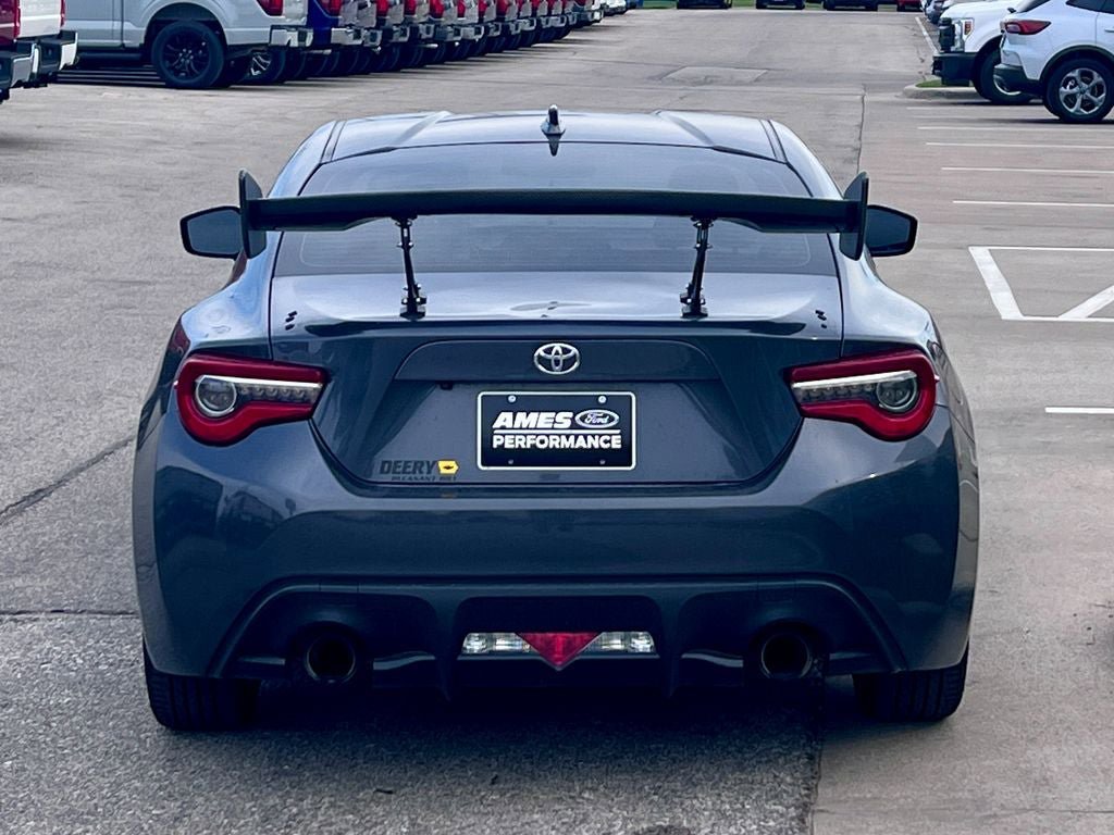 Used 2020 Toyota 86 RWD image 5