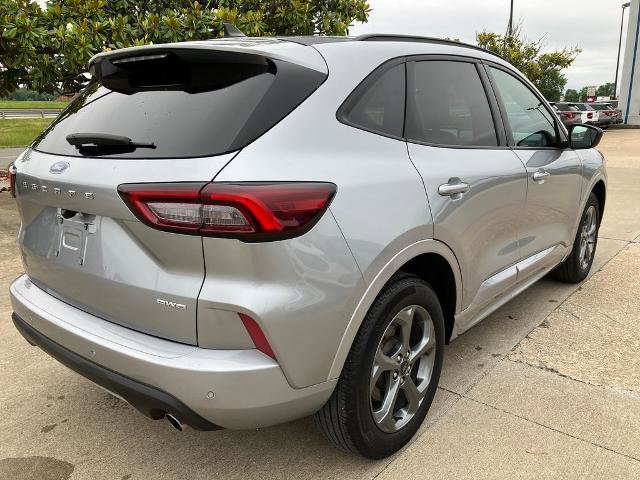 Certified 2024 Ford Escape ST-Line w/ Tech Pack #1 AWD/4WD image 5