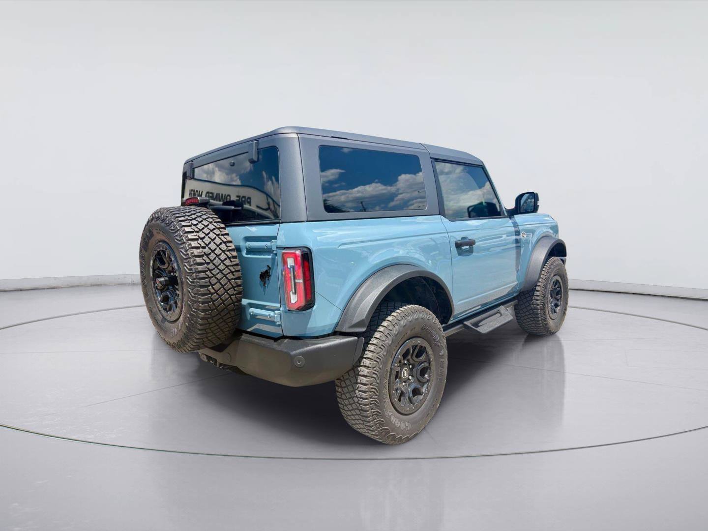 Certified 2022 Ford Bronco Wildtrak AWD/4WD image 3