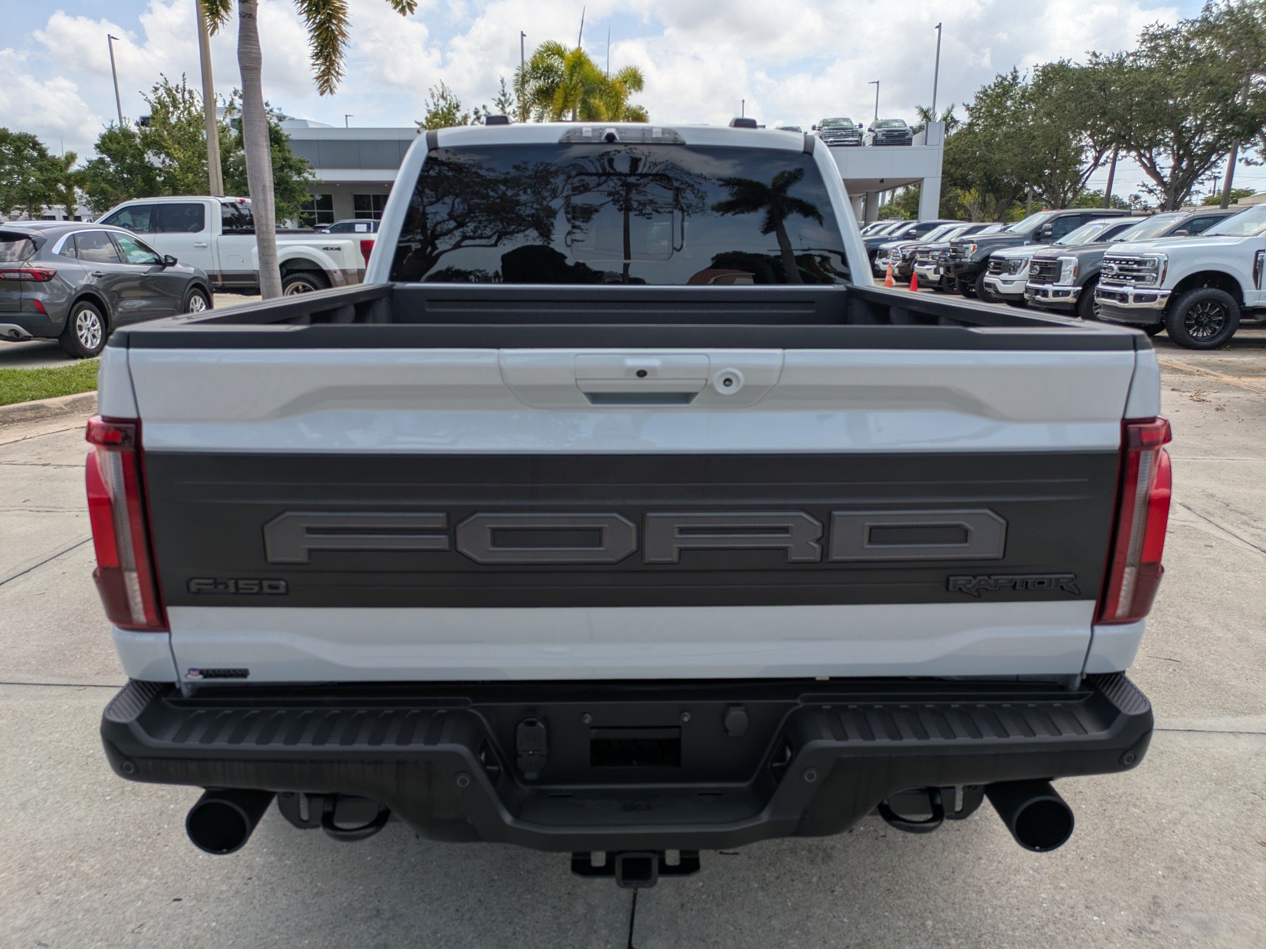Certified 2025 Ford F150 Raptor AWD/4WD image 5
