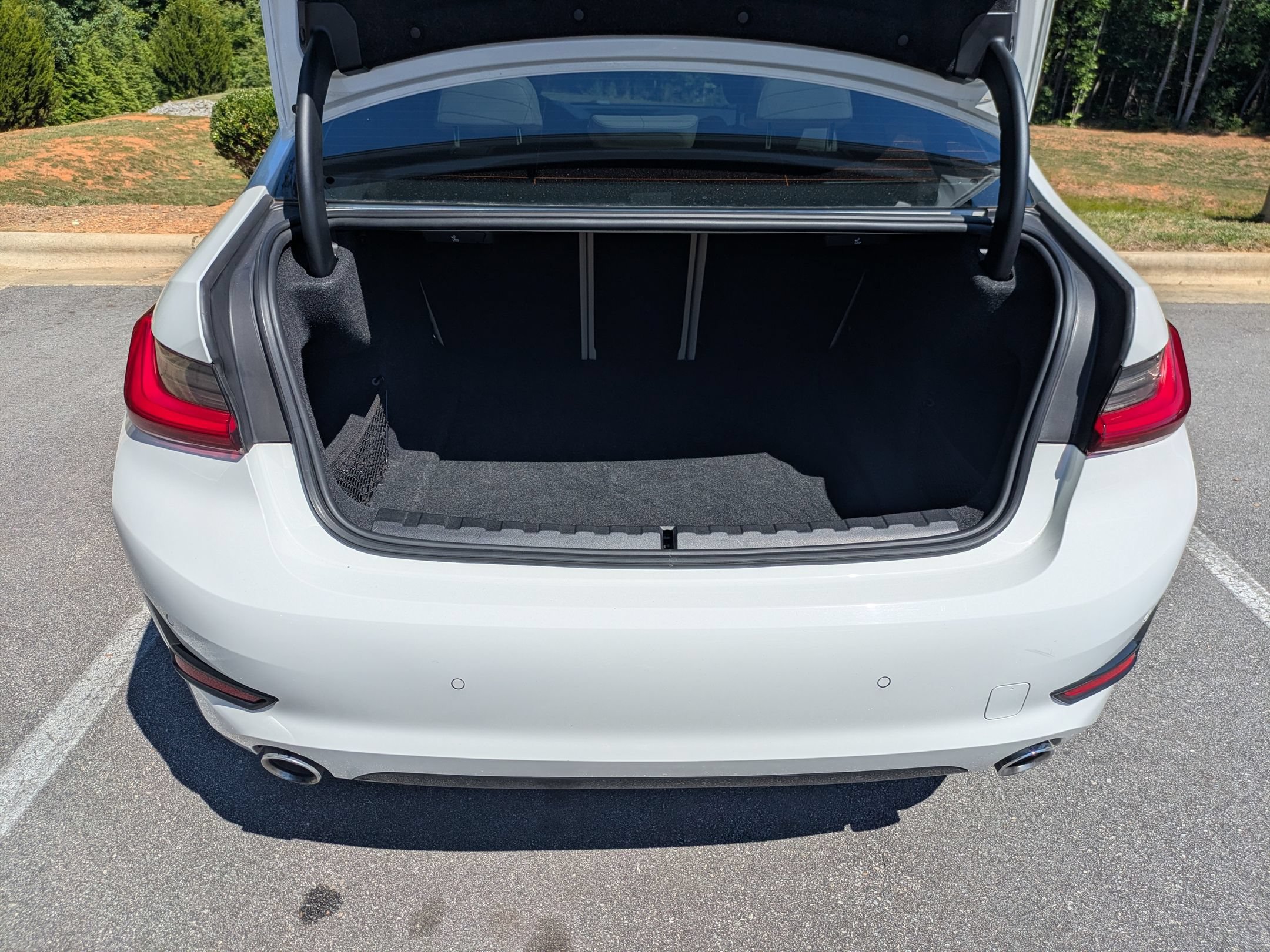 Used 2021 BMW 330i Sedan w/ Premium Package RWD image 30