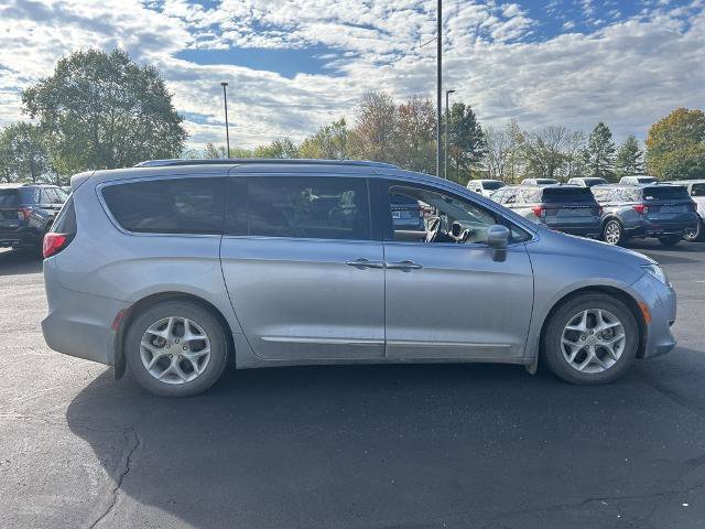 Used 2018 Chrysler Pacifica Touring-L Plus