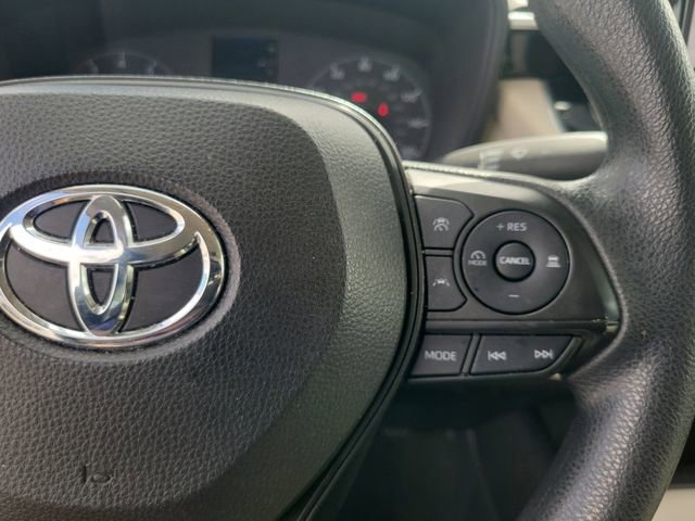 Used 2023 Toyota Corolla LE w/ LE Convenience Package image 23