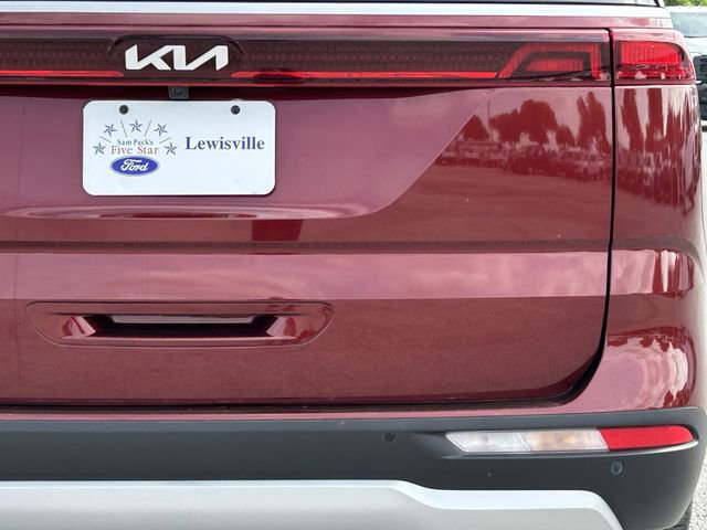 Used 2022 Kia Carnival LX image 8