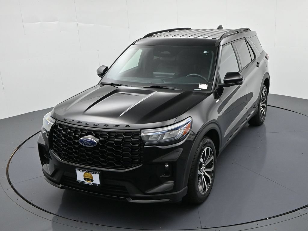 Certified 2025 Ford Explorer ST-Line AWD/4WD image 19