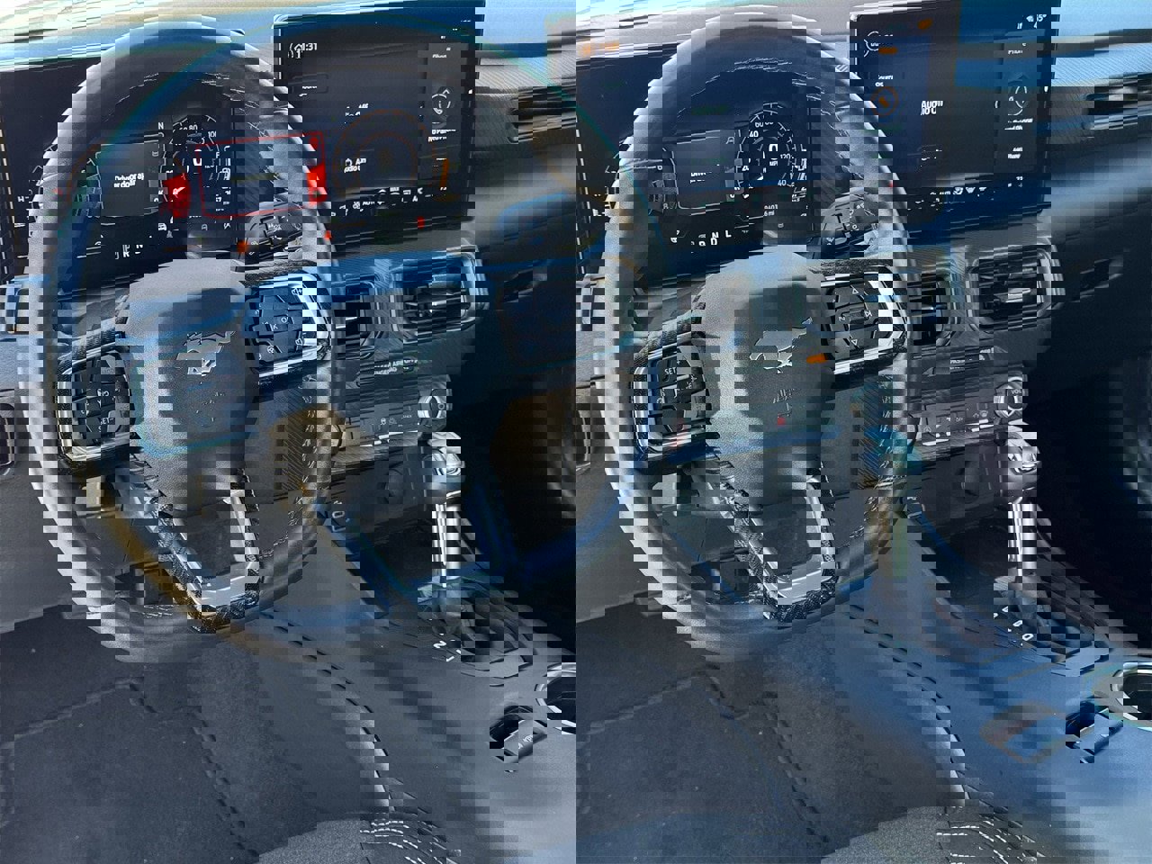 Certified 2025 Ford Mustang Coupe image 11