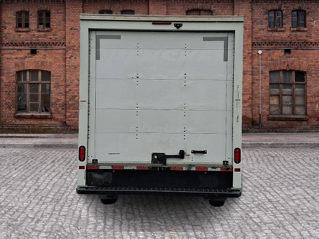 Used 2021 GMC Savana 3500 w/ Power Convenience Package RWD image 5