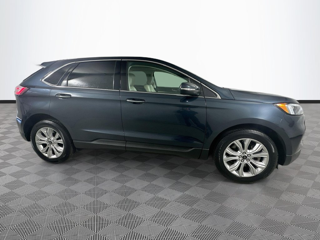 Certified 2023 Ford Edge Titanium AWD/4WD image 8