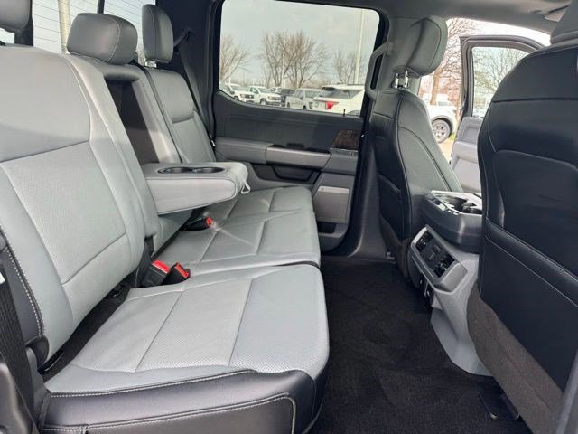 Certified 2022 Ford F150 Lariat w/ Equipment Group 502A High image 33