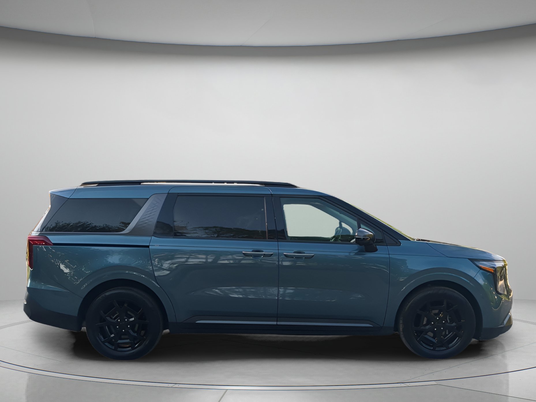 Used 2025 Kia Carnival SX Prestige FWD image 39