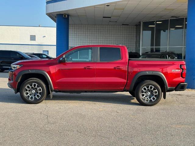 Used 2023 Chevrolet Colorado Z71 w/ Z71 Convenience Package 2 AWD/4WD image 2