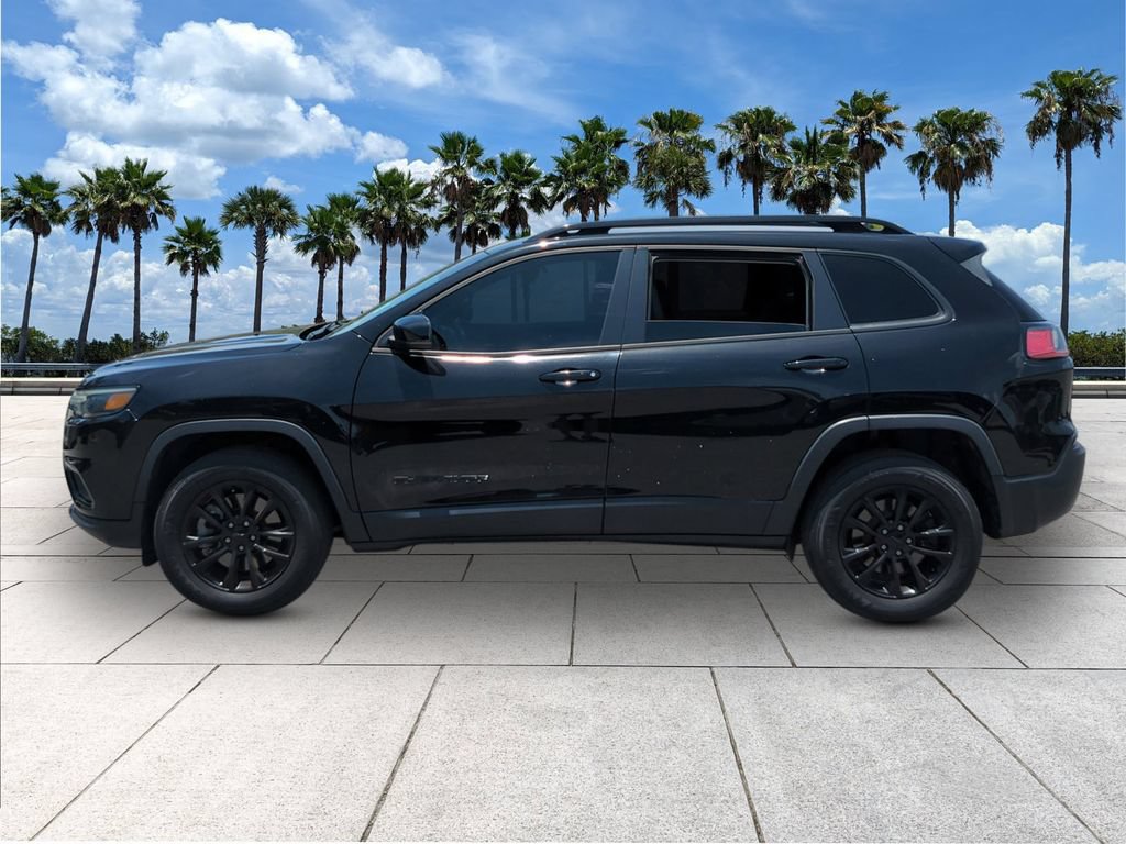 Used 2023 Jeep Cherokee Altitude Lux AWD/4WD image 4
