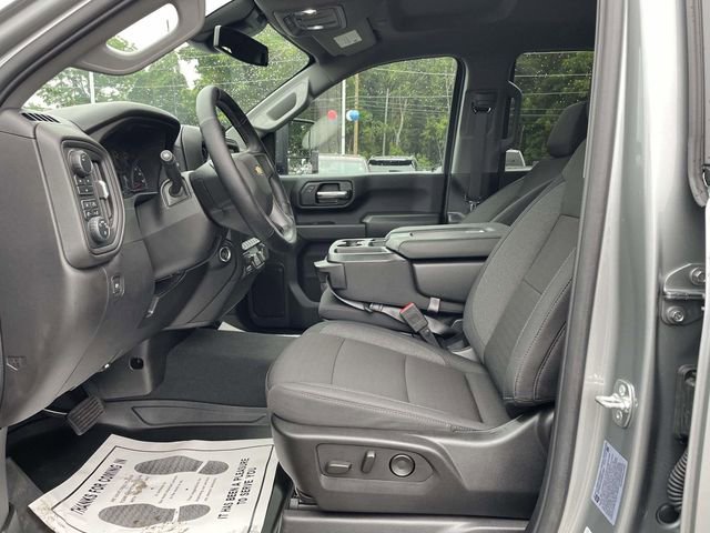 Used 2025 Chevrolet Silverado 2500 Custom w/ Custom Value Package AWD/4WD image 15