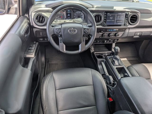 Used 2022 Toyota Tacoma TRD Sport w/ Technology Package RWD image 11