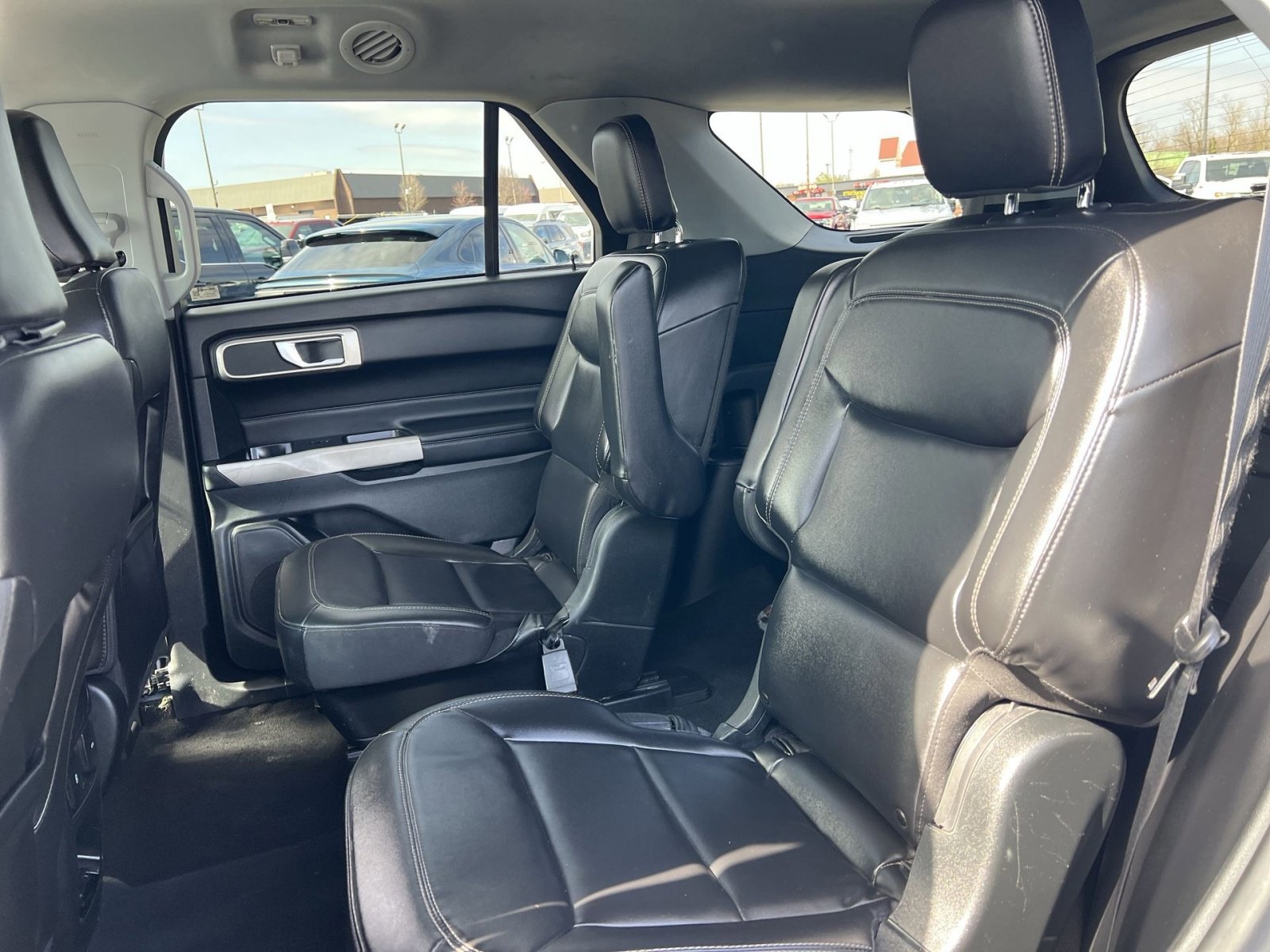 Certified 2023 Ford Explorer XLT w/ Equipment Group 202A image 21