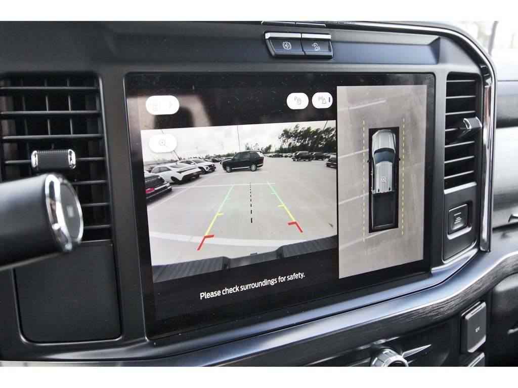 Certified 2025 Ford F250 Lariat w/ FX4 Off-Road Package image 25