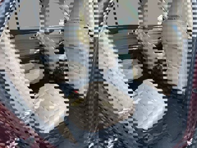 Certified 2022 Ford Explorer Limited w/ Equipment Group 301A image 9