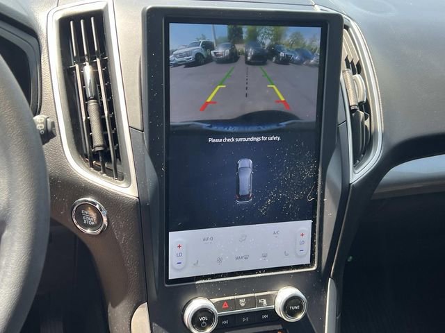 Certified 2023 Ford Edge SEL w/ Convenience Package AWD/4WD image 11