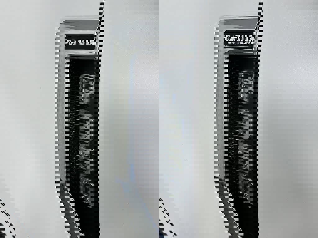 Certified 2018 Ford F350 Platinum w/ Platinum Ultimate Package image 7