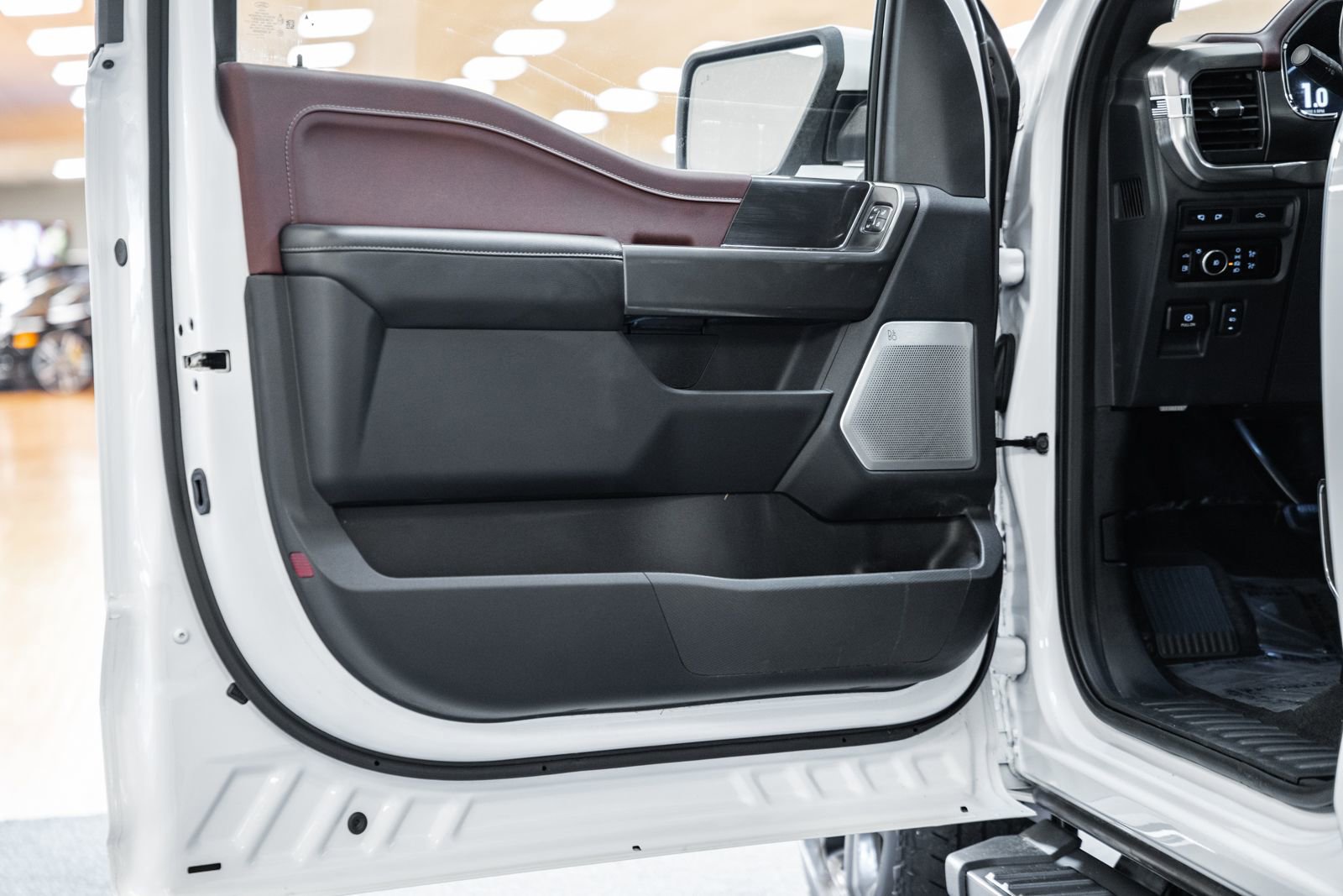 Certified 2023 Ford F150 Lariat w/ Equipment Group 502A High image 45