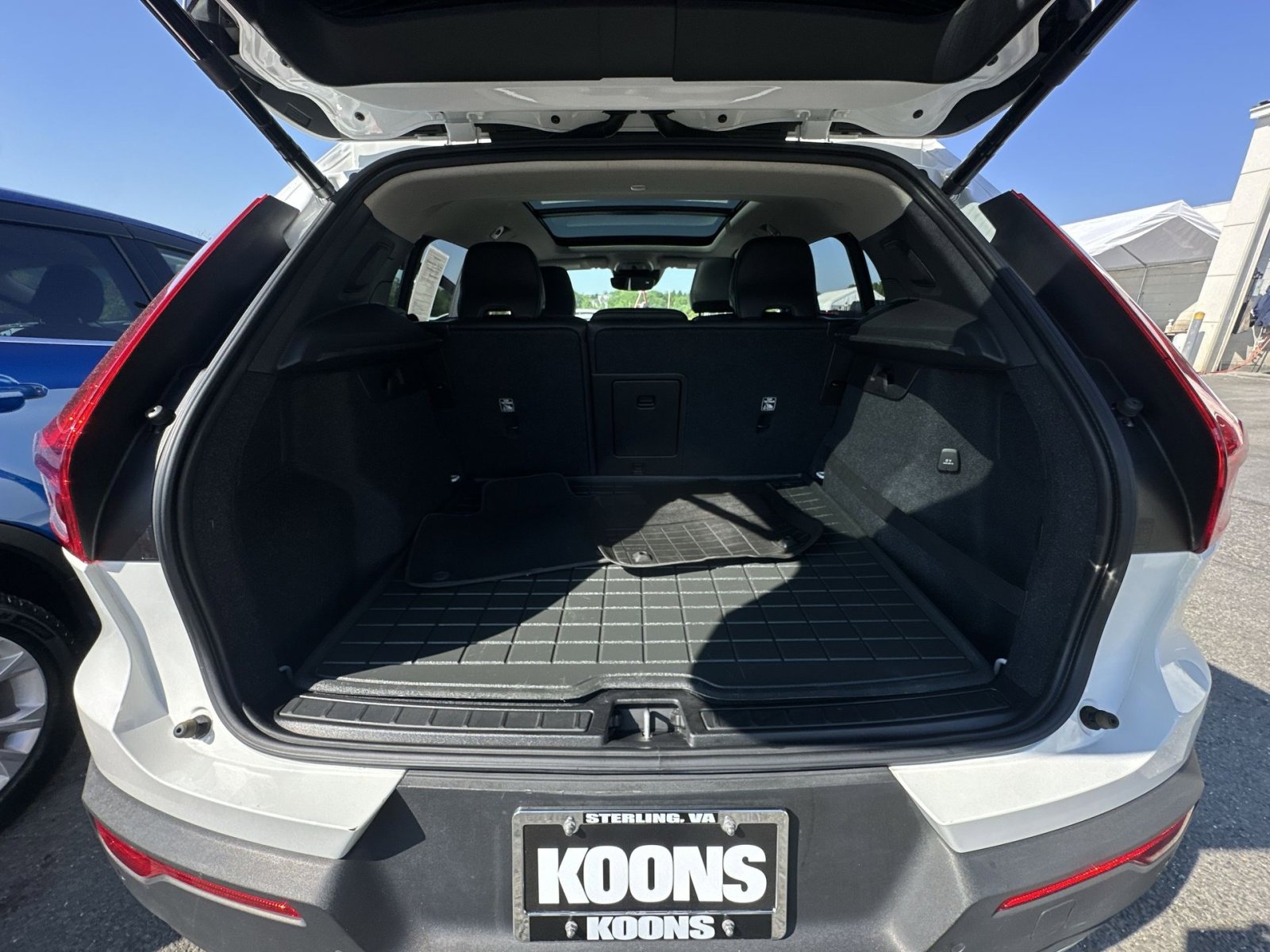 Used 2020 Volvo XC40 T5 Momentum w/ Protection Package Premier AWD/4WD image 34