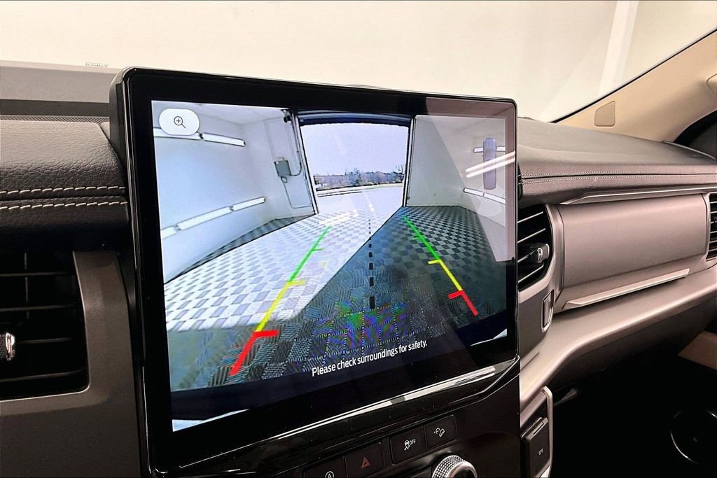 Certified 2024 Ford Expedition Max XLT image 21