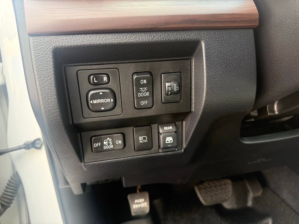 Used 2018 Toyota Tundra Limited AWD/4WD image 13