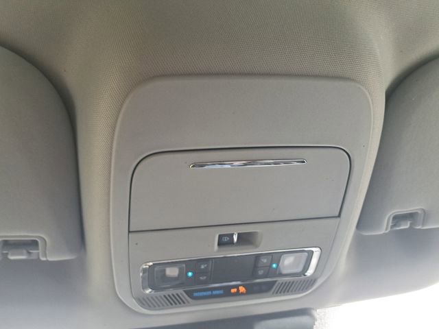 Certified 2022 Ford F150 Lariat w/ Trailer Tow Package AWD/4WD image 16