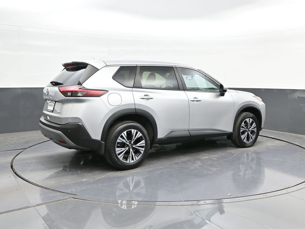 Used 2023 Nissan Rogue SV FWD image 15