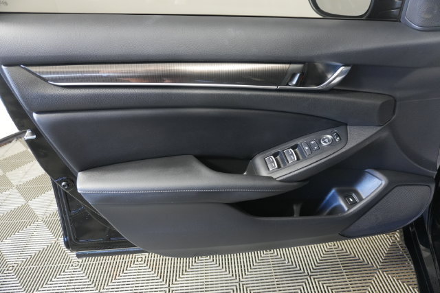 Used 2022 Honda Accord Sport image 28