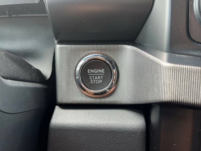 Certified 2025 Ford F250 Platinum AWD/4WD image 21