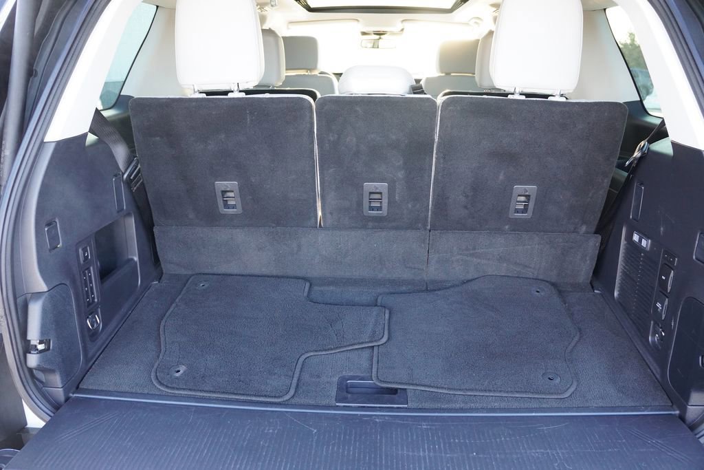 Certified 2025 Ford Expedition Active image 24