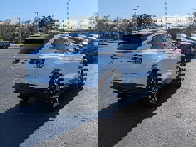 Certified 2025 Ford Mustang Mach-E Select w/ Comfort Package Lite image 5