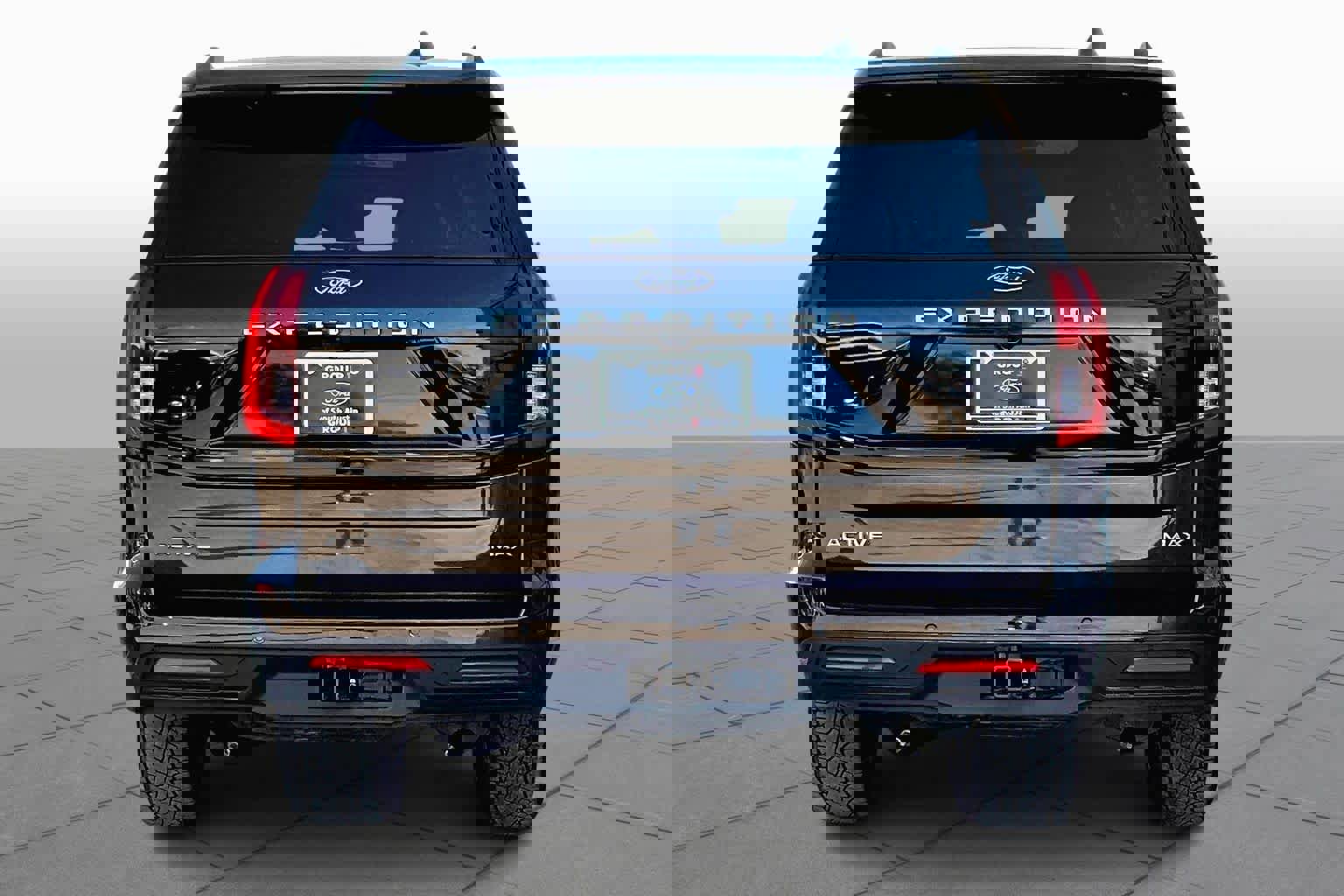 Certified 2025 Ford Expedition Max Active image 2