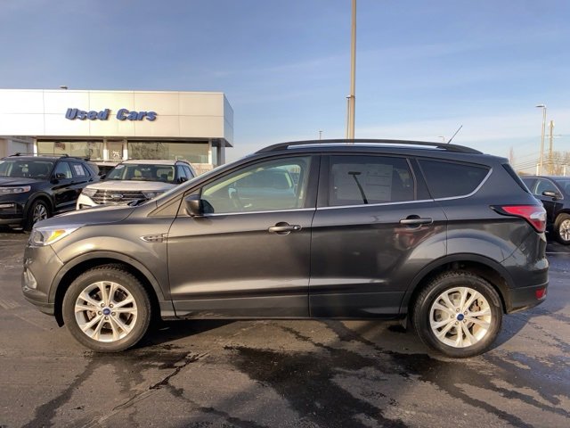 Certified 2018 Ford Escape SE w/ SE Sync 3 Package image 8