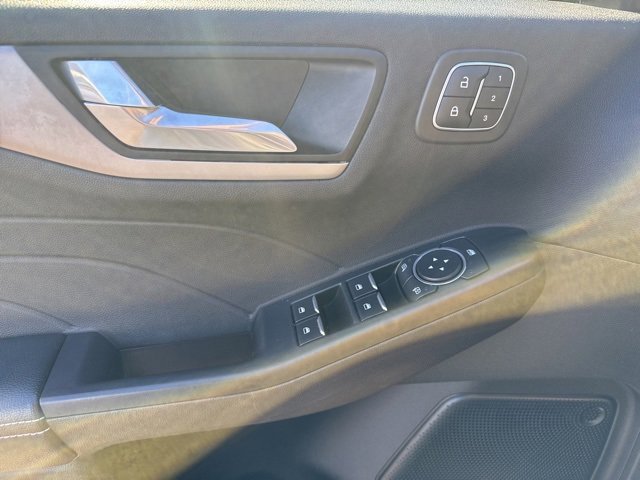 Certified 2022 Ford Escape SEL w/ Technology Package image 7