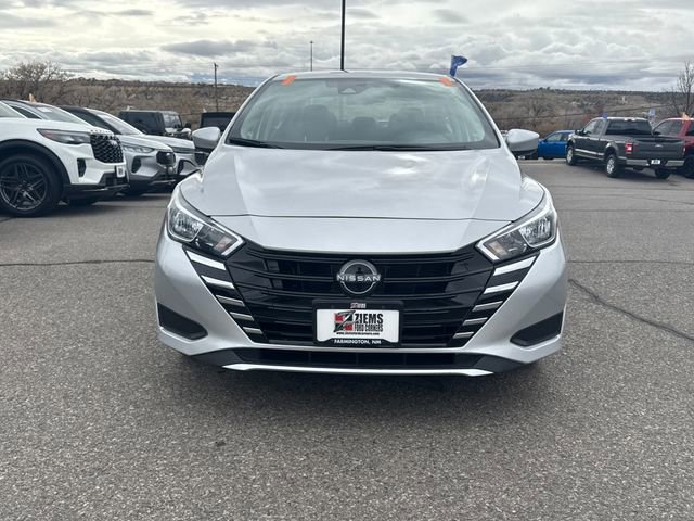 Used 2023 Nissan Versa SV image 8