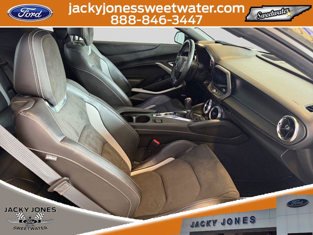 Used 2021 Chevrolet Camaro LT w/ RS Package RWD image 15