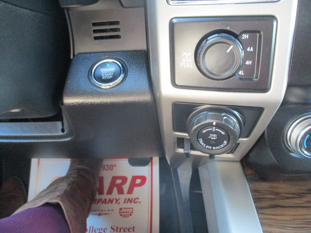 Certified 2019 Ford F150 Lariat w/ Equipment Group 502A Luxury image 11