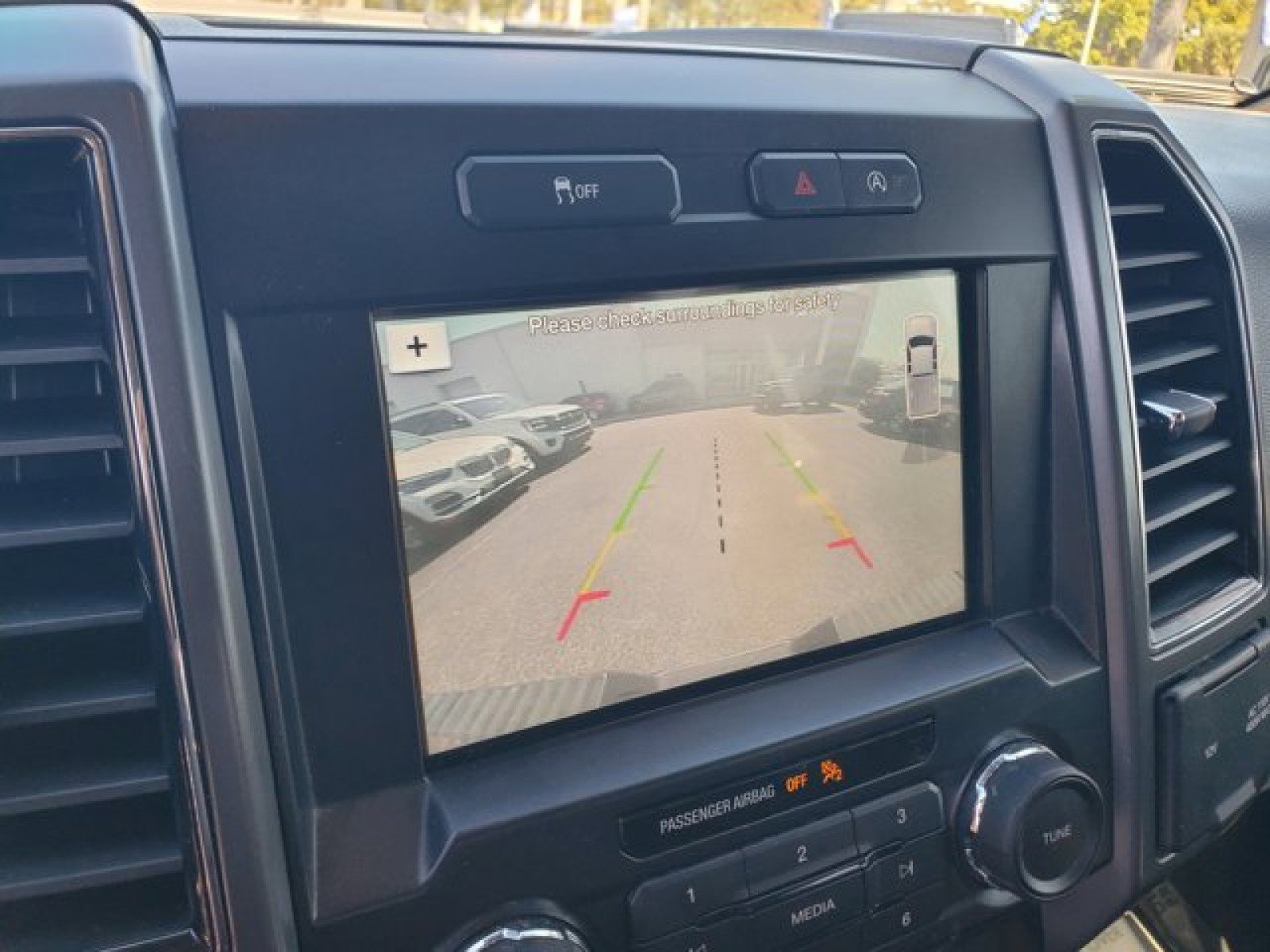 Certified 2018 Ford F150 XLT w/ Equipment Group 302A Luxury image 22