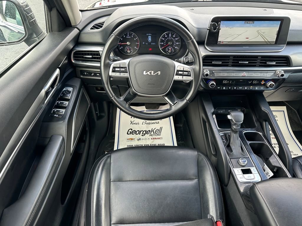 Used 2022 Kia Telluride LX image 6